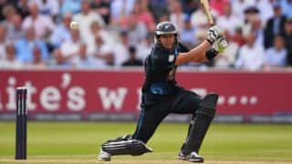 New Zealand 82 for loss of three against Pakistan after 20 overs